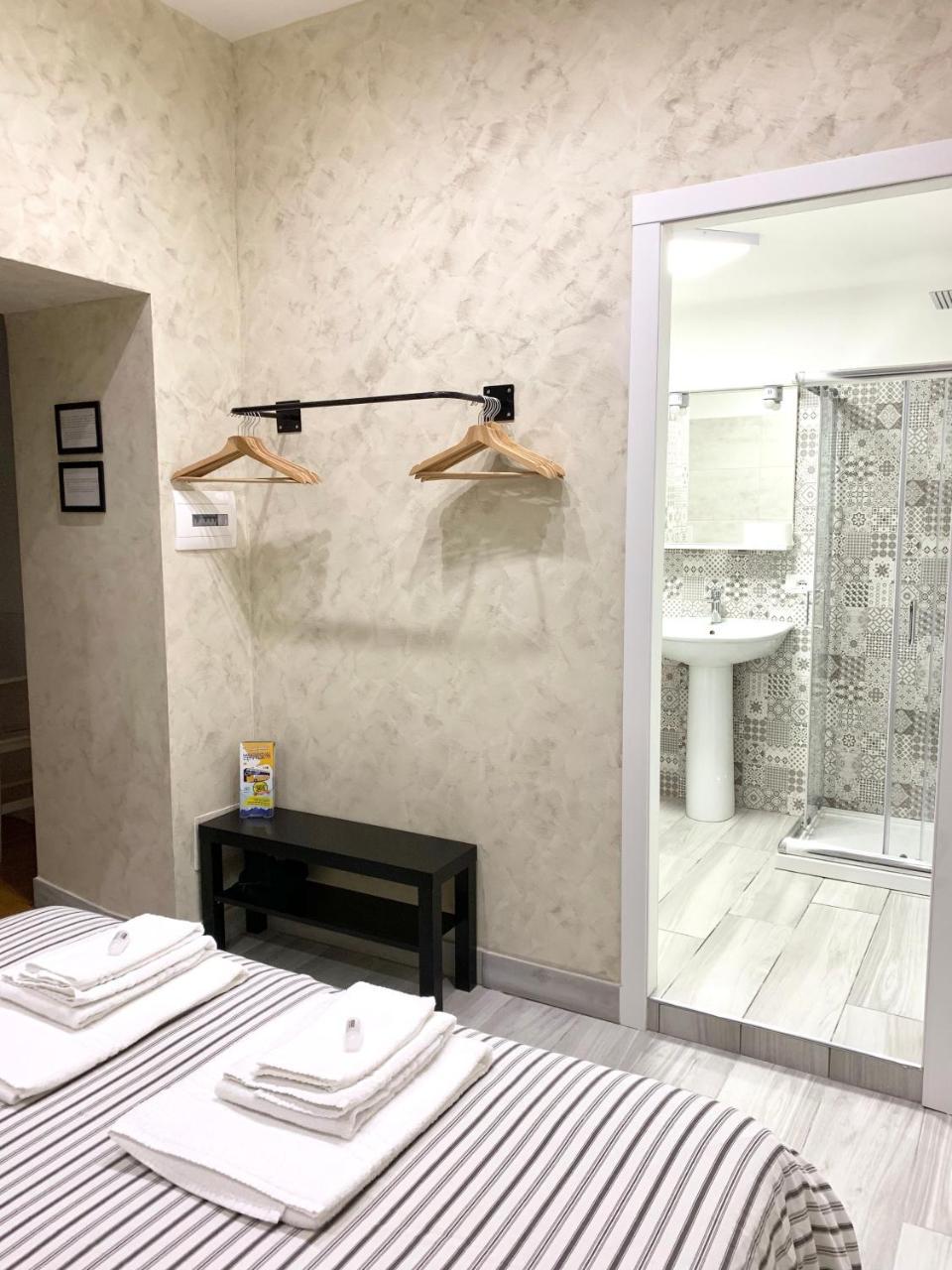 فندق Bed No Breakfast Ak نابولي المظهر الخارجي الصورة
