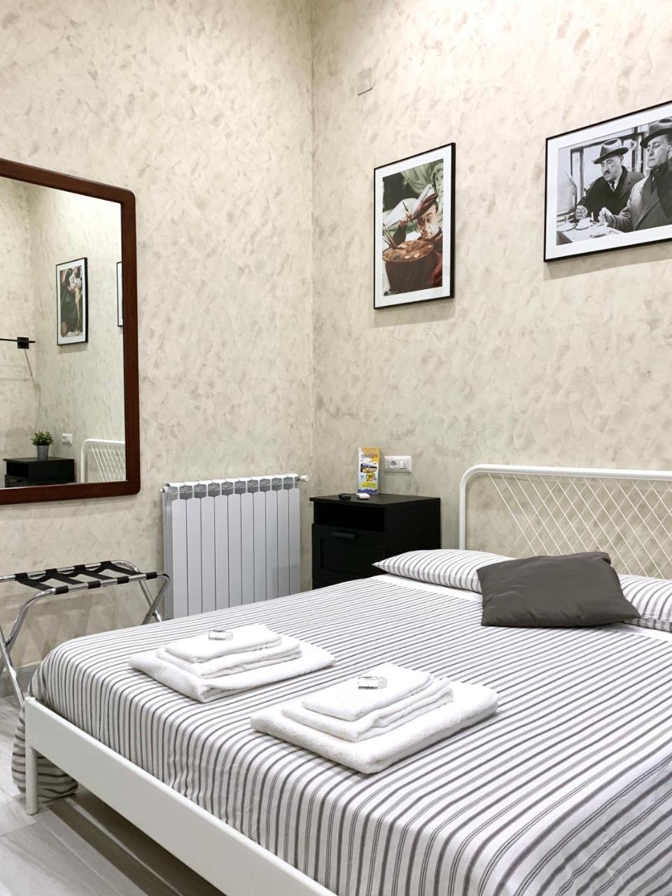 فندق Bed No Breakfast Ak نابولي المظهر الخارجي الصورة