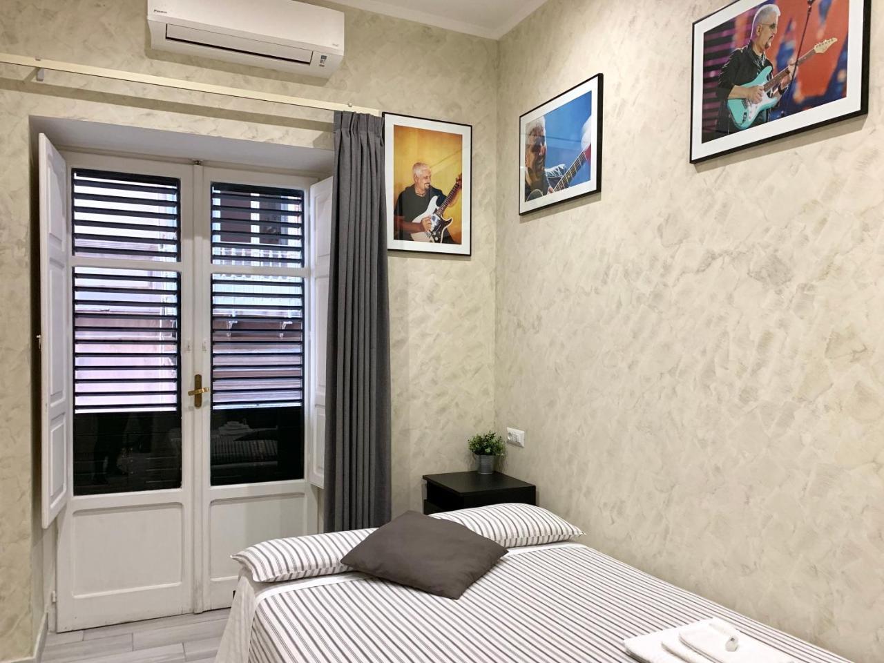 فندق Bed No Breakfast Ak نابولي المظهر الخارجي الصورة