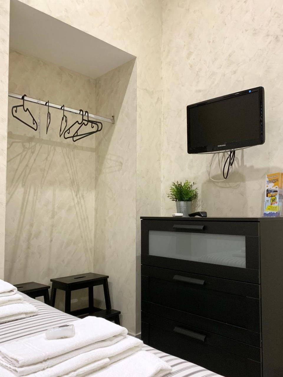 فندق Bed No Breakfast Ak نابولي المظهر الخارجي الصورة